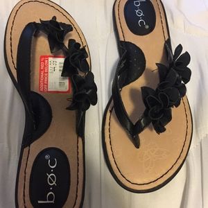 boc adney flat sandal